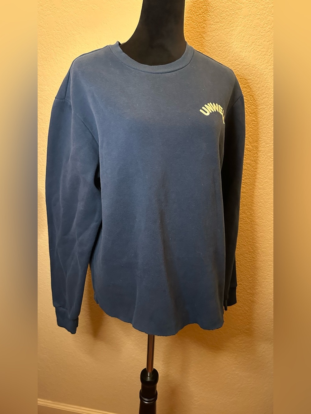 Unwind Teal Crewneck Graphic Sweatshirt - Women's
